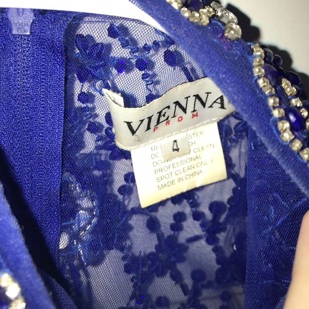 Prom Dress - Picture 4 of 5